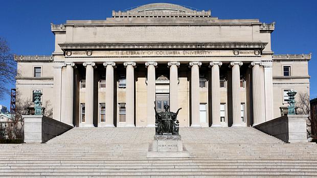 A Universidade Columbia fica em Nova York, EUA