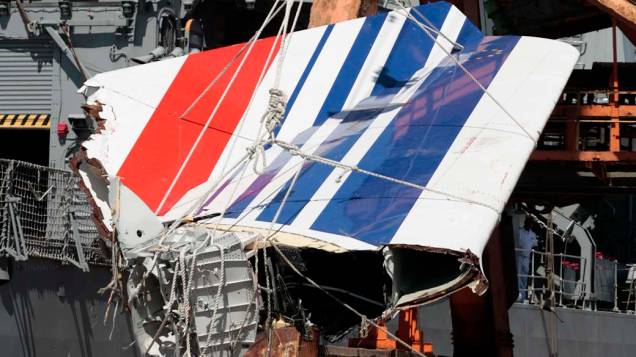 Destroços do voo 447 da Air France encontrados em 2009 Destroços do voo 447 da Air France encontrados em 2009