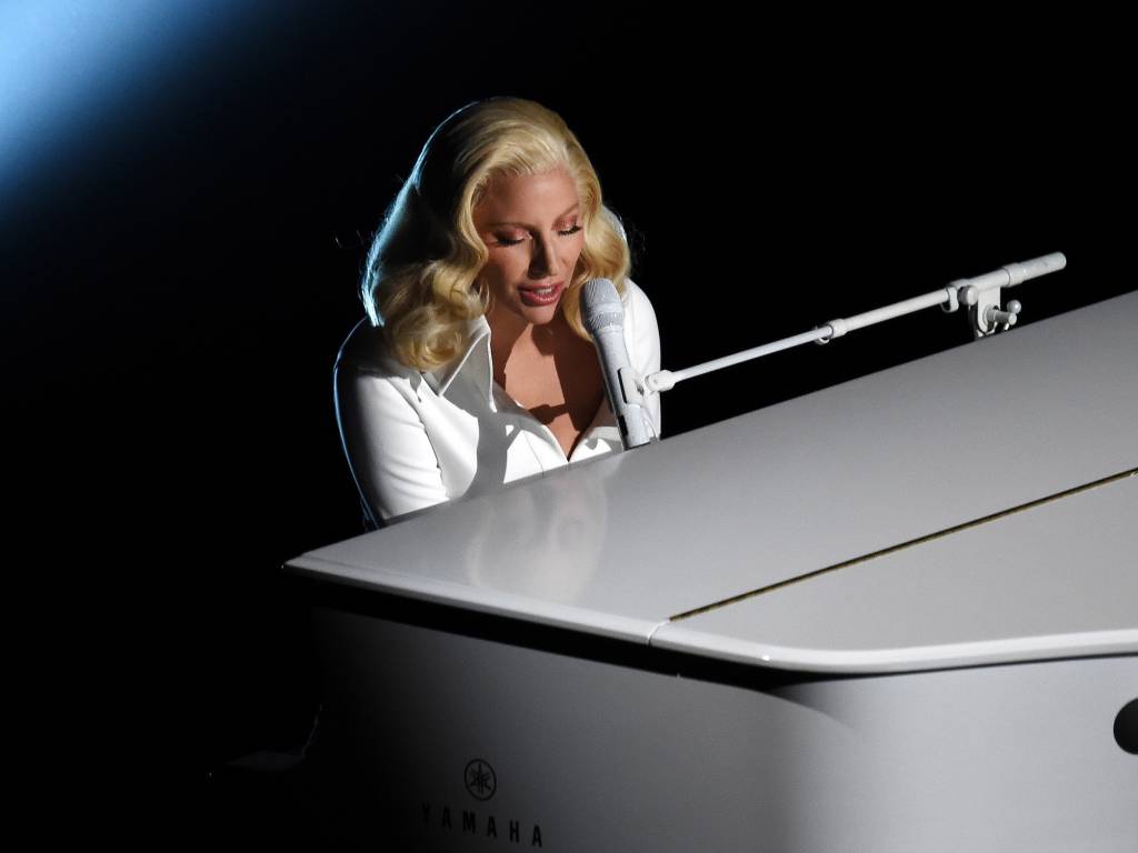 alx_gaga-05_original.jpeg Lady Gaga durante o Oscar 2016 no Teatro Dolby, em Los Angeles