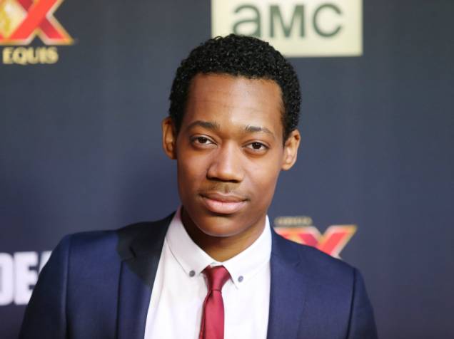 Tyler James Williams em outubro da 2015, na premiere da quinta temporada da série The Walking Dead Tyler James Williams em outubro da 2015, na premiere da quinta temporada da série The Walking Dead