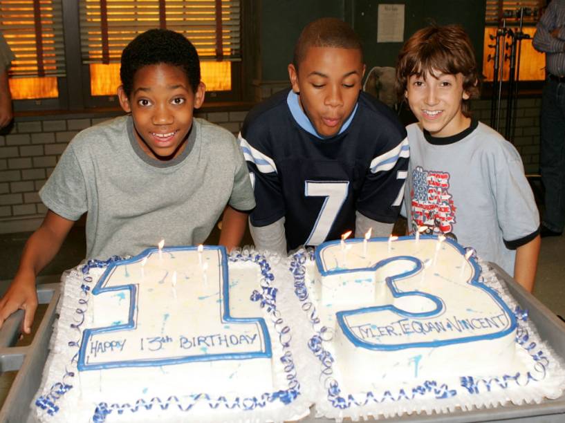 Atores de Todo Mundo Odeia o Chris, Tyler James Williams, Tequan Richmond e Vincent Martella, celebraram juntos e no set os seus 13 anos de idade, em outubro de 2005