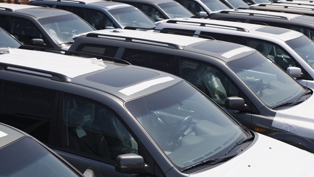 Motoristas de menor risco podem pagar até menos de R$ 900 no seguro do carro, aponta estudo