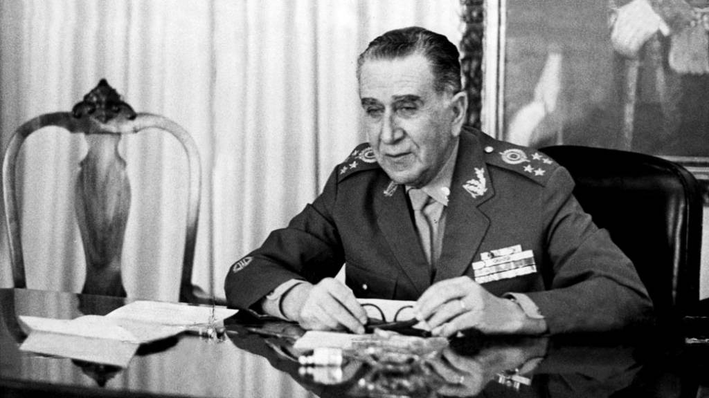 “Estão vivos, mas morreram” e outras notas de Carlos Brickmann