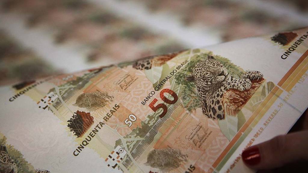 Após prejuízos bilionários, fundos de pensão terão regras rigorosas