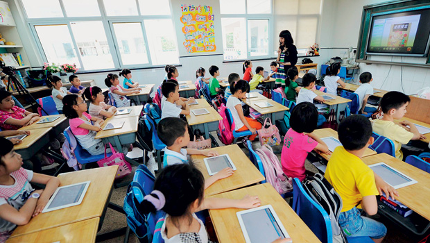 O segredo das universidades da China para ultrapassar as dos EUA nos rankings internacionais