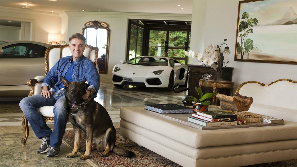 Segundo a tabela Fipe, Lamborghini de Eike custa, em média, R$ 2,5 milhões