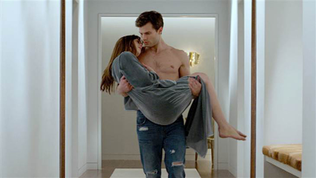 Jamie Dornan e Dakota Johnson como Christian Grey e Anastasia Steele