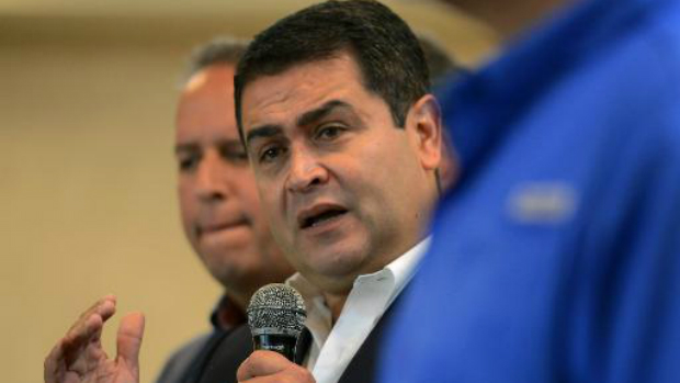 Presidente de Honduras ajudou a traficar cocaína aos EUA, acusa promotor