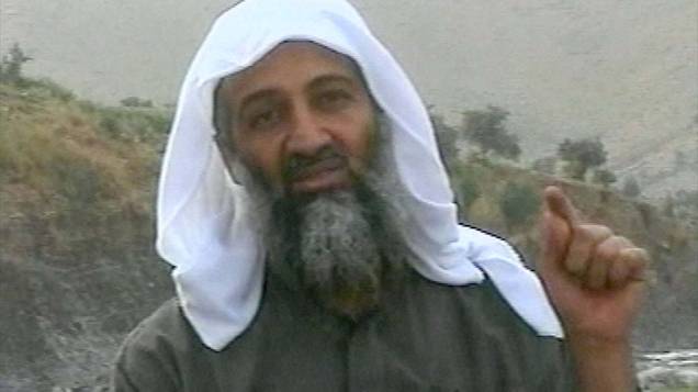 Osama bin Laden em pronunciamento na televis&atilde;o no dia 17 de abril de 2002