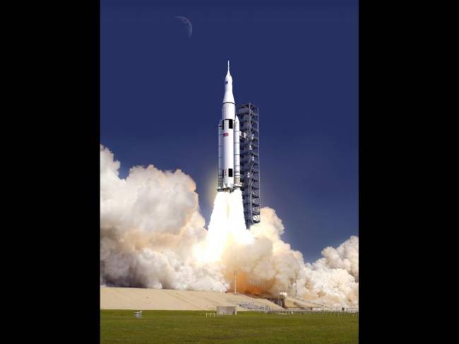 sls-02-original.jpeg O novo foguete, chamado SLS, será capaz de levar ao espaço 130 toneladas, quase cinco vezes mais que os ônibus espaciais
