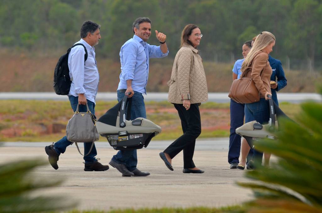 Aécio Neves pede ao STF para poder manter contato com a irmã