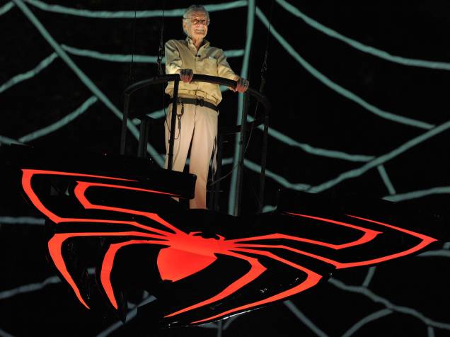 Stan Lee recebe premiação na categoria "Comic-Con Icon" no evento Scream Awards, em 2009 Stan Lee recebe premiação na categoria "Comic-Con Icon" no evento Scream Awards, em 2009