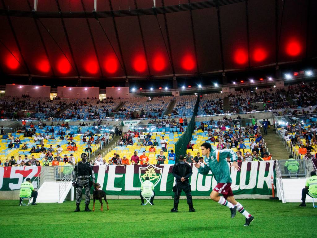 Um ano ap&oacute;s a Copa do Mundo, Est&aacute;dio do Maracan&atilde; recebe cl&aacute;ssico entre Flamengo e Fluminense