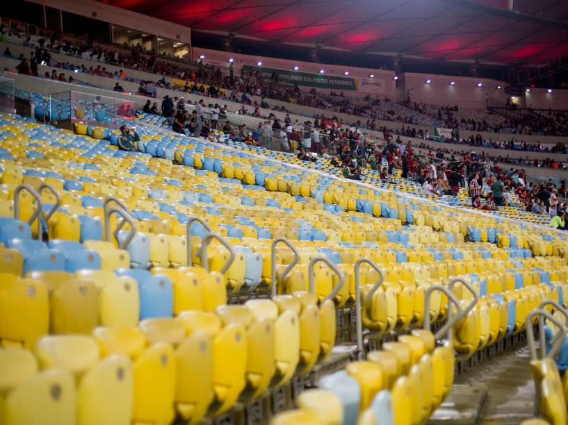 Um ano após a Copa do Mundo, Estádio do Maracanã recebe clássico entre Flamengo e Fluminense