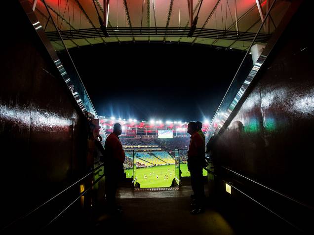 Um ano após a Copa do Mundo, Estádio do Maracanã recebe clássico entre Flamengo e Fluminense Um ano após a Copa do Mundo, Estádio do Maracanã recebe clássico entre Flamengo e Fluminense