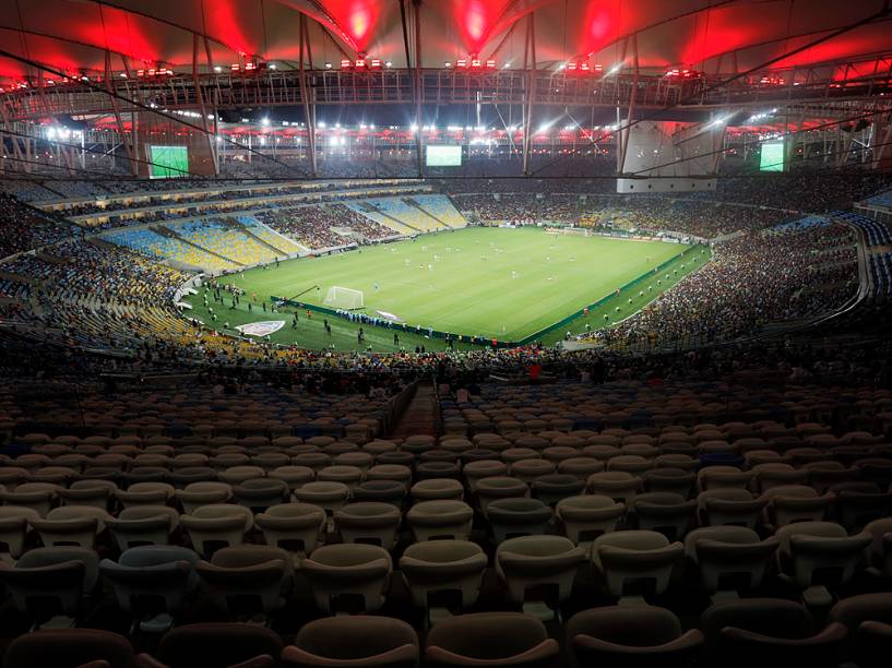 Um ano após a Copa do Mundo, Estádio do Maracanã recebe clássico entre Flamengo e Fluminense Um ano após a Copa do Mundo, Estádio do Maracanã recebe clássico entre Flamengo e Fluminense
