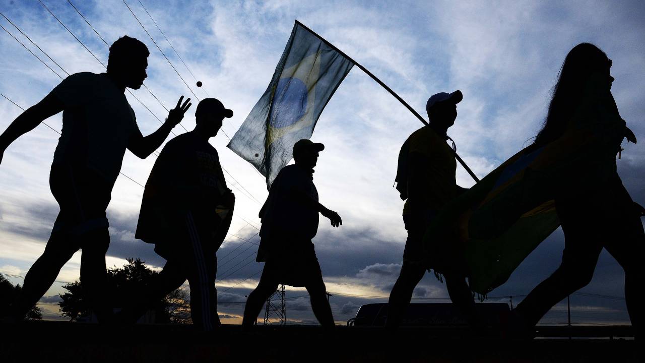 Grupo de jovens do Movimento Brasil Livre deve se candidatar a prefeito e vereador em 2016