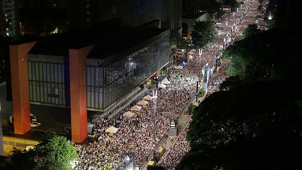 Comemoração do Reveillon de 2014 na Avenida Paulista