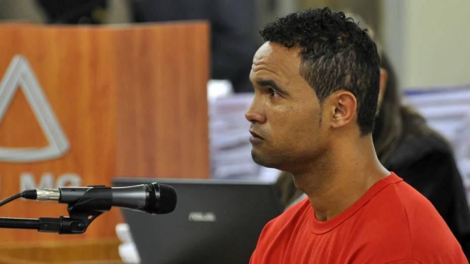 Goleiro Bruno chora em depoimento &agrave; ju&iacute;za Marixa Fabiane