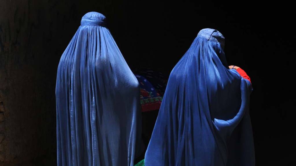 Portugal aprova projeto para proibir uso de burca em espaços públicos