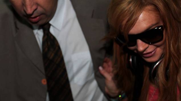 Lindsay Lohan desembarca no aerporto de Guarulhos. A atriz vem ao país para divulgar a grife de roupas John John Lindsay Lohan desembarca no aerporto de Guarulhos. A atriz vem ao país para divulgar a grife de roupas John John
