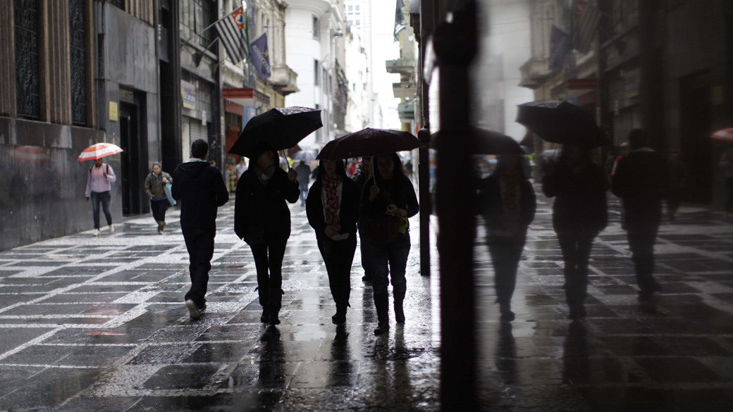 Chove em São Paulo nesta sexta? Veja a previsão do Climatempo
