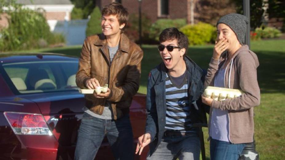 Shailene Woodley, Nat Wolff e Ansel Elgort no filme A Culpa É das Estrelas