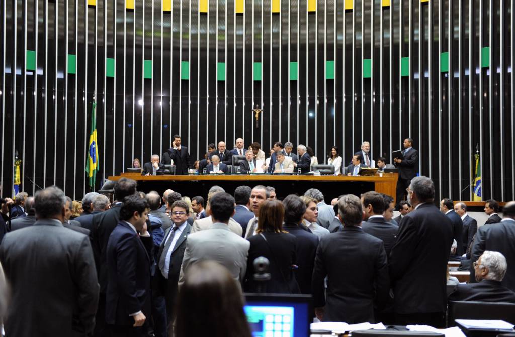 Por que é um erro, de novo, não condenar o golpe de 1964