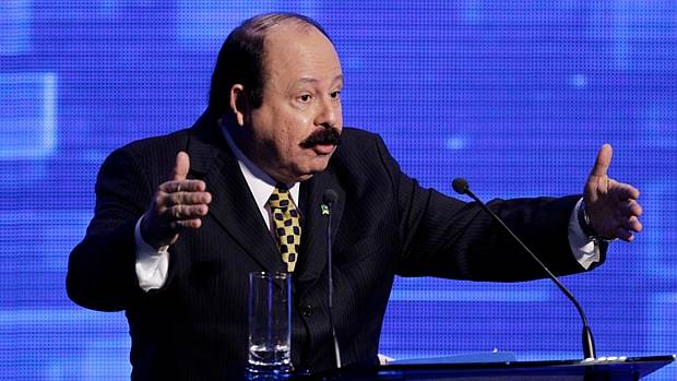 Chance de Temer ser candidato anima Levy Fidelix