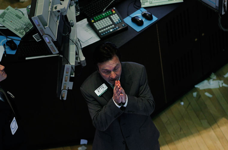 Índice do medo dispara e provoca pânico após empresa perder R$ 3 trilhões