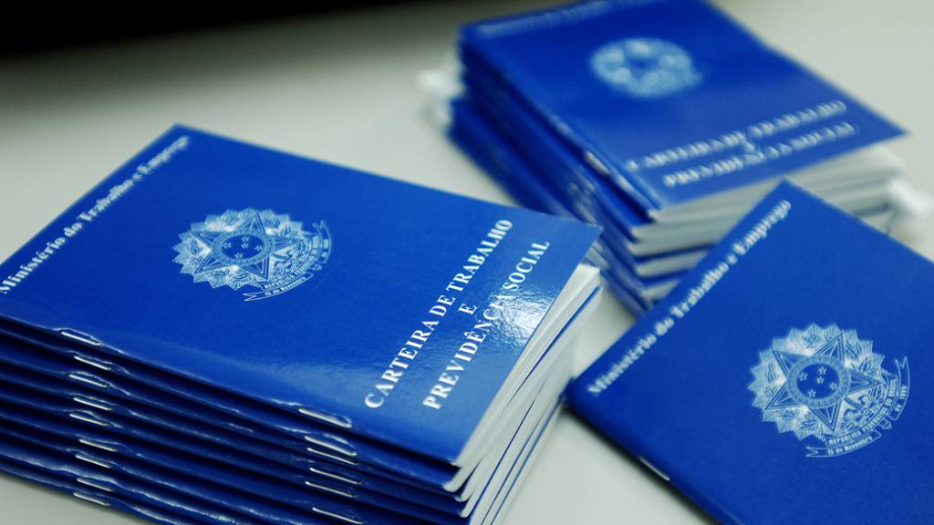 Desemprego é o menor já registrado em 14 estados do Brasil