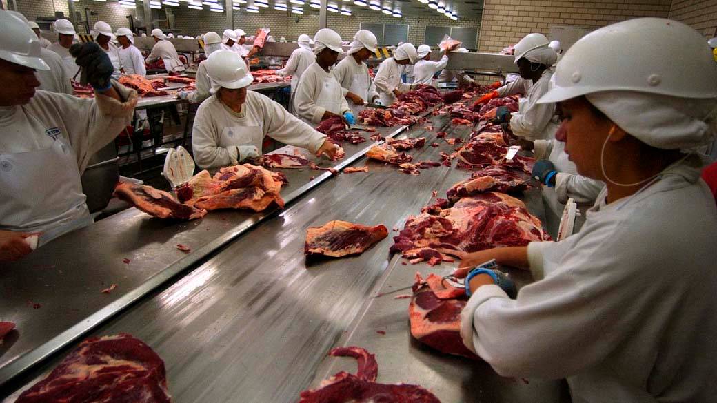 O pedido que Lula leva para a China após caso de vaca louca