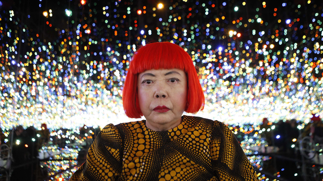 Onde ver as obras luminosas de Yayoi Kusama no Brasil