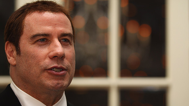 John Travolta é gay, garante biografia não-autorizada