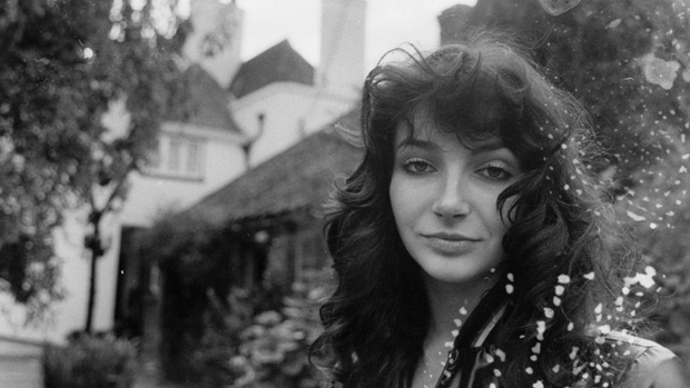 Kate Bush revela preocupação religiosa com música de ‘Stranger Things’