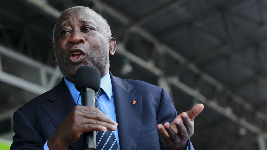 Laurent Gbagbo durante ato eleitoral em Abidjan