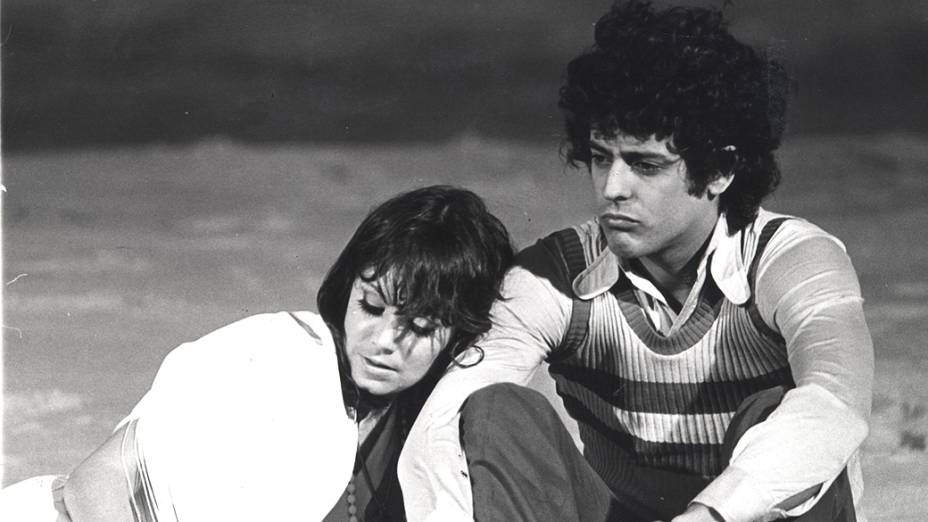 Marcos Paulo e Regina Duarte na novela "Carinhoso" Marcos Paulo e Regina Duarte na novela "Carinhoso"