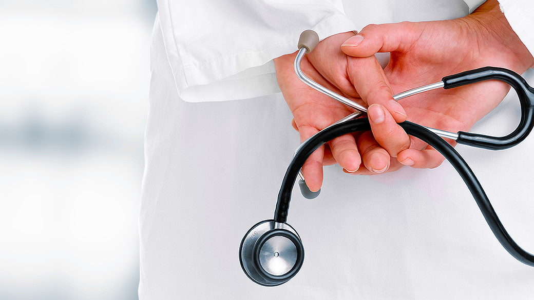 Médicos criam 55 entidades paralelas, driblam regras e concedem títulos de especialista fora das normas