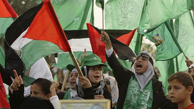 Diplomacia do espetáculo de Lula rendeu elogio do grupo terrorista Hamas
