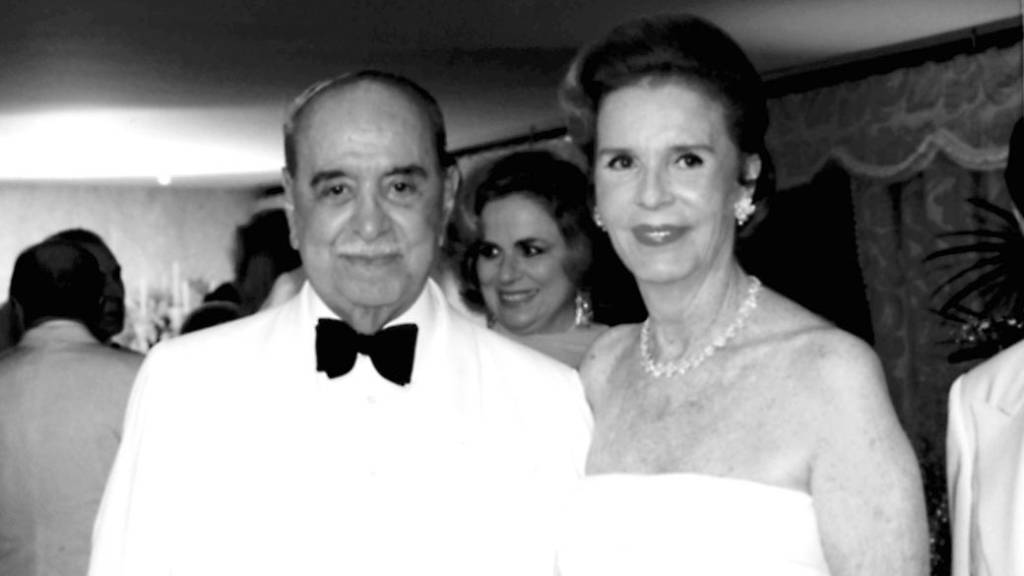 roberto-e-lily-marinho-original.jpeg Roberto Marinho, fundador das Organizações Globo, e a mulher Lily, em imagem do arquivo pessoal da família