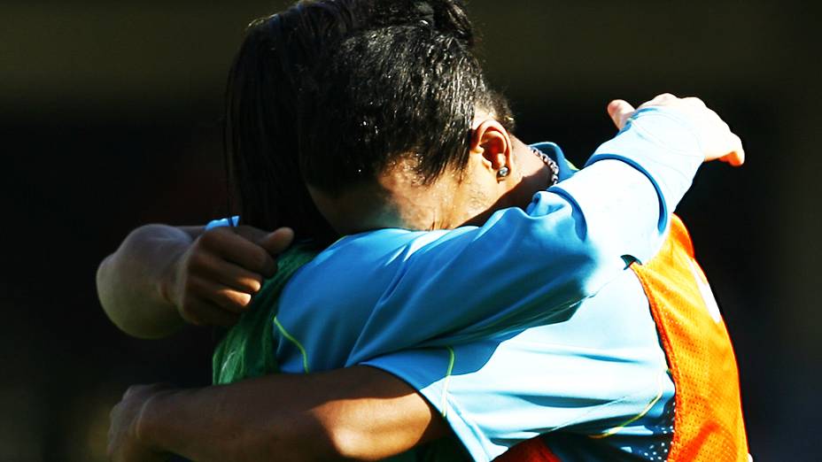 Ronaldinho Gaúcho e Messi durante treino do Bracelona em 2008