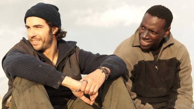 Tahar Rahim e Omar Sy em cena do filme 'Samba'