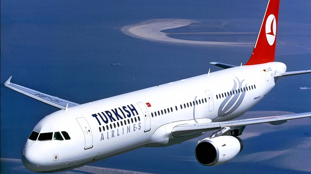 ‘Brincadeira’ de passageiro provocou alerta de bomba em voo, diz Turkish Airlines
