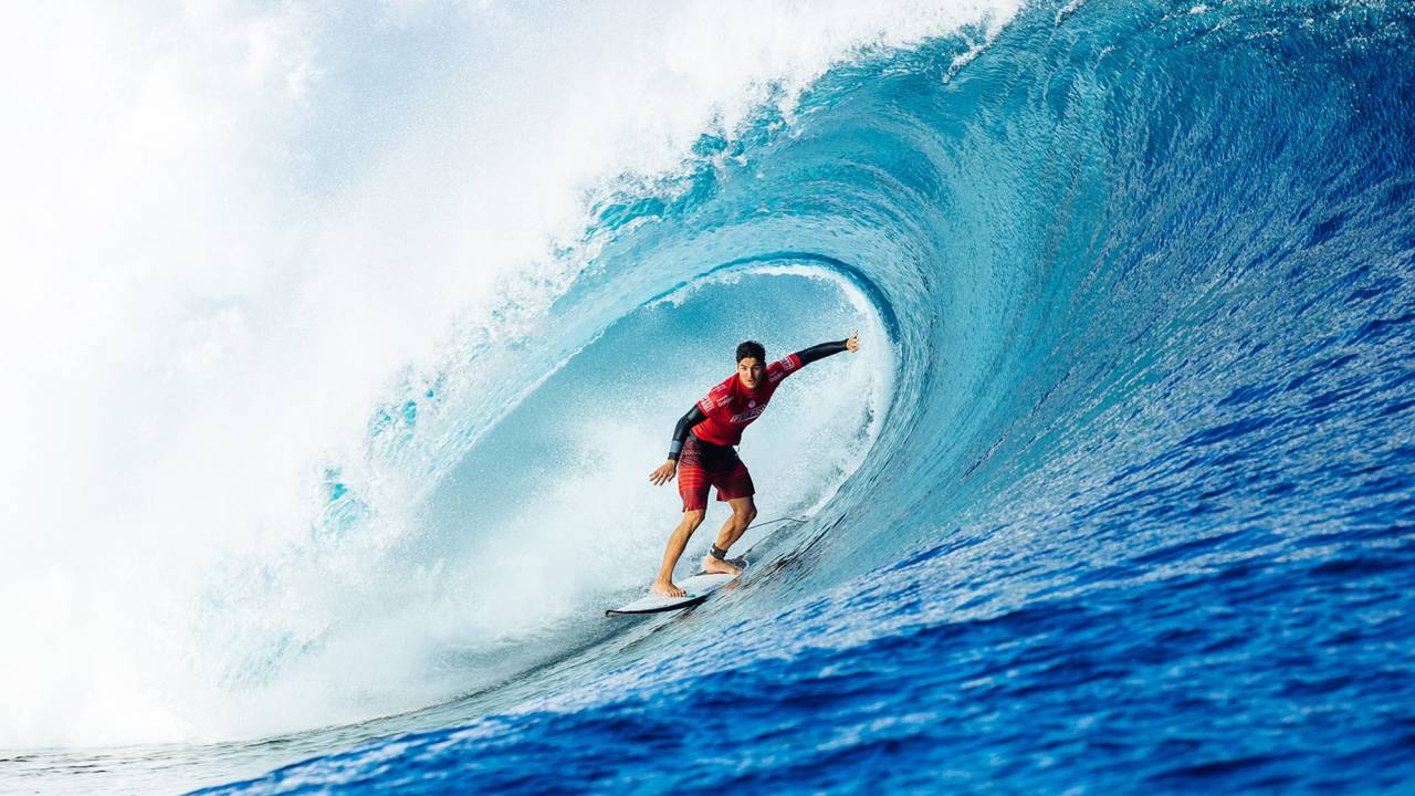 Gabriel Medina despachou Kally Slater e faturou o titulo em Fiji
