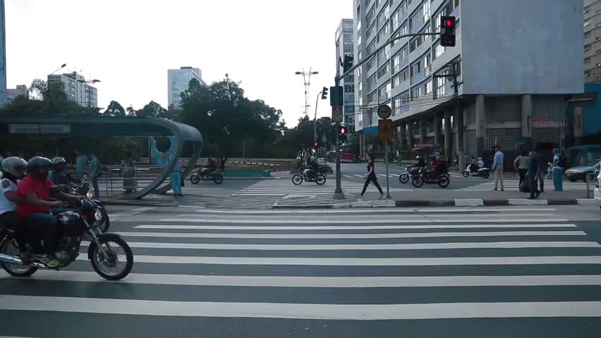 Barulho na Paulista causa danos à saúde