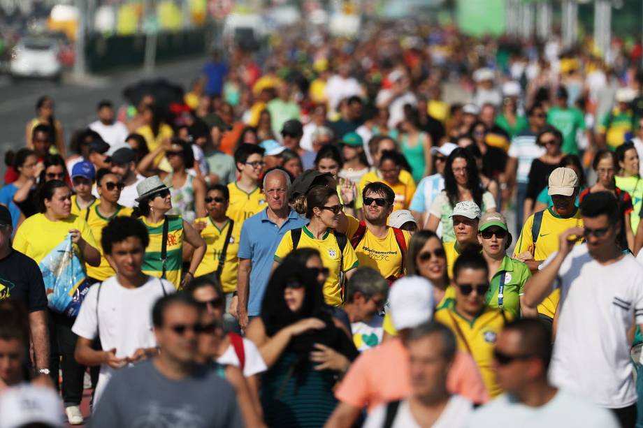 Movimentação do público no Parque Olímpicos durante a realização dos Jogos Paralímpicos Rio 2016, na zona oeste da capital fluminense