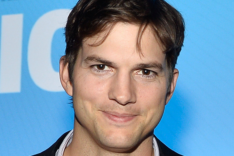 O ator Ashton Kutcher - 12/11/2013