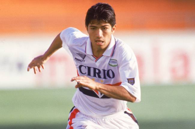 O ex-atacante de São Paulo, Sandro Hiroshi, durante partida contra o Internacional no Estádio do Morumbi - 01/10/1999