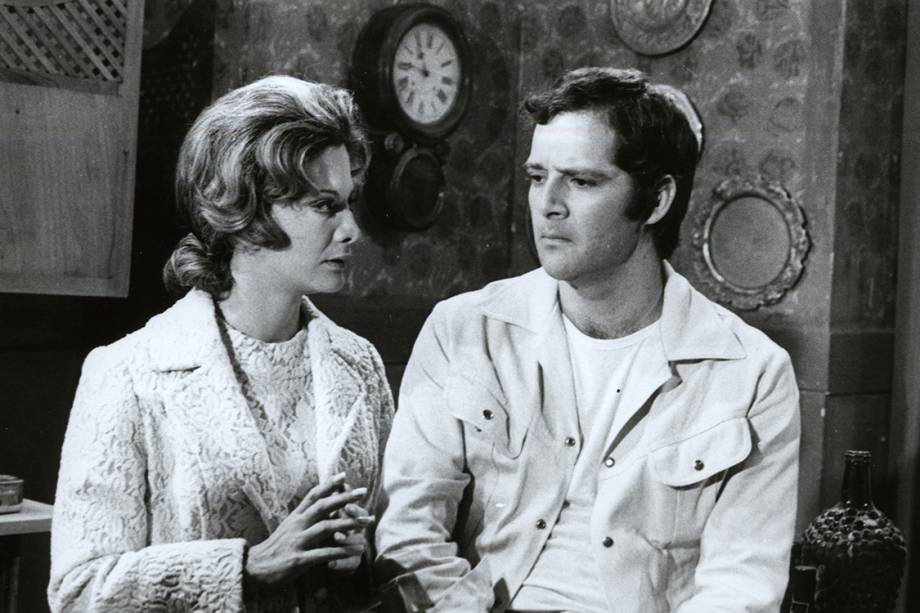 Glória Menezes e Cláudio Marzo na novela "Irmãos Coragem", de 1970