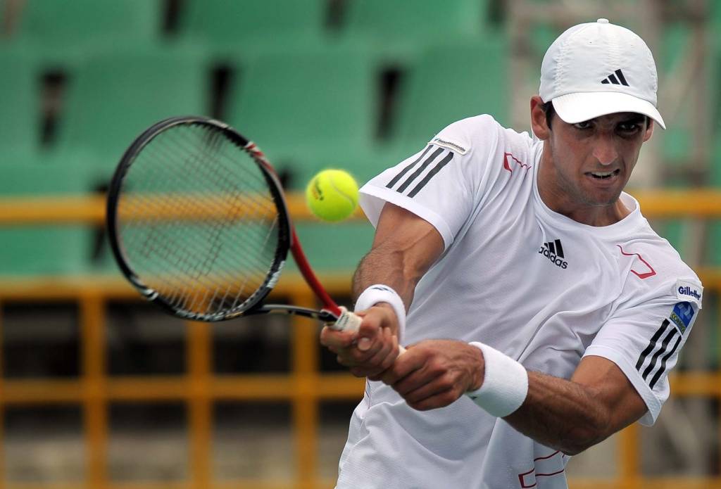 Thomaz Belluci fecha com a Adidas